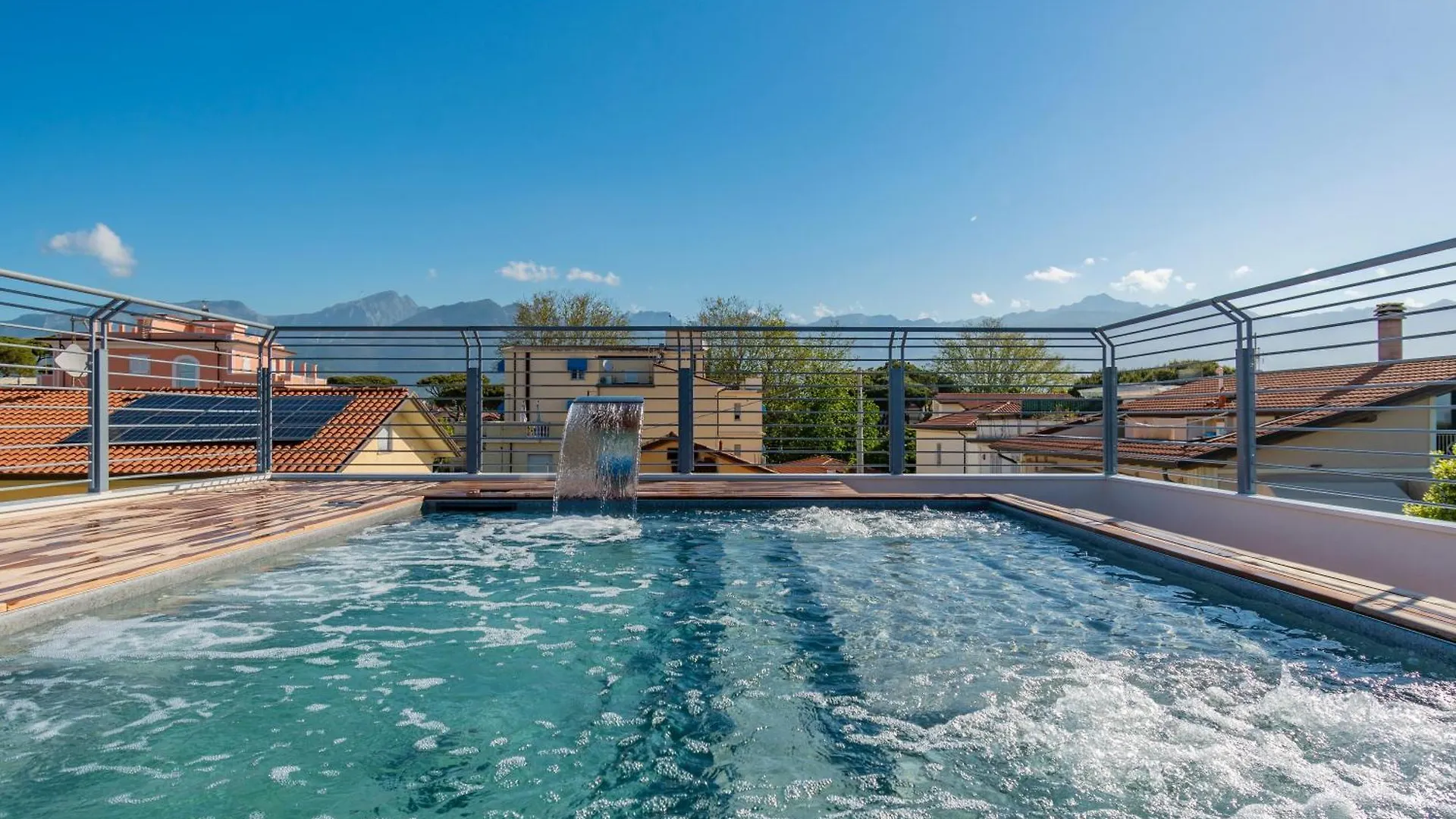 Aparthotel Residence Stella Marina di Massa Italy