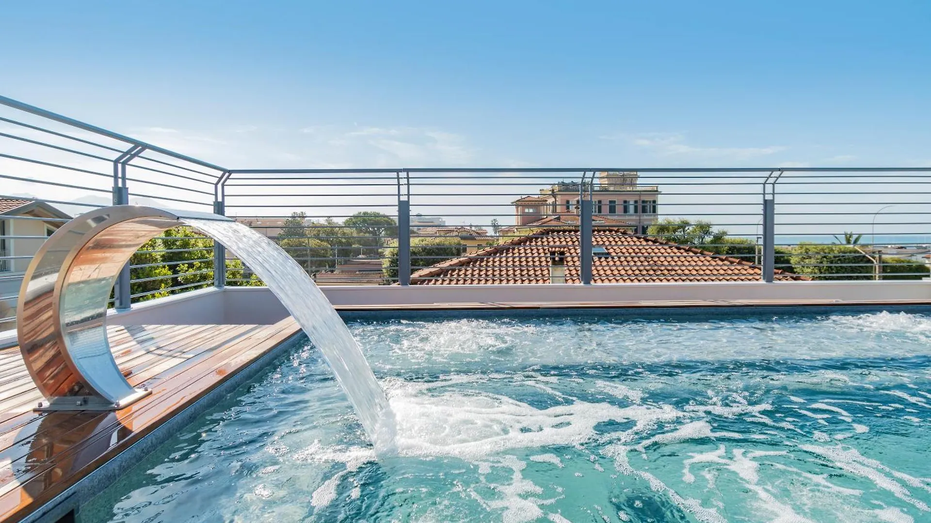 Residence Stella Marina di Massa Aparthotel