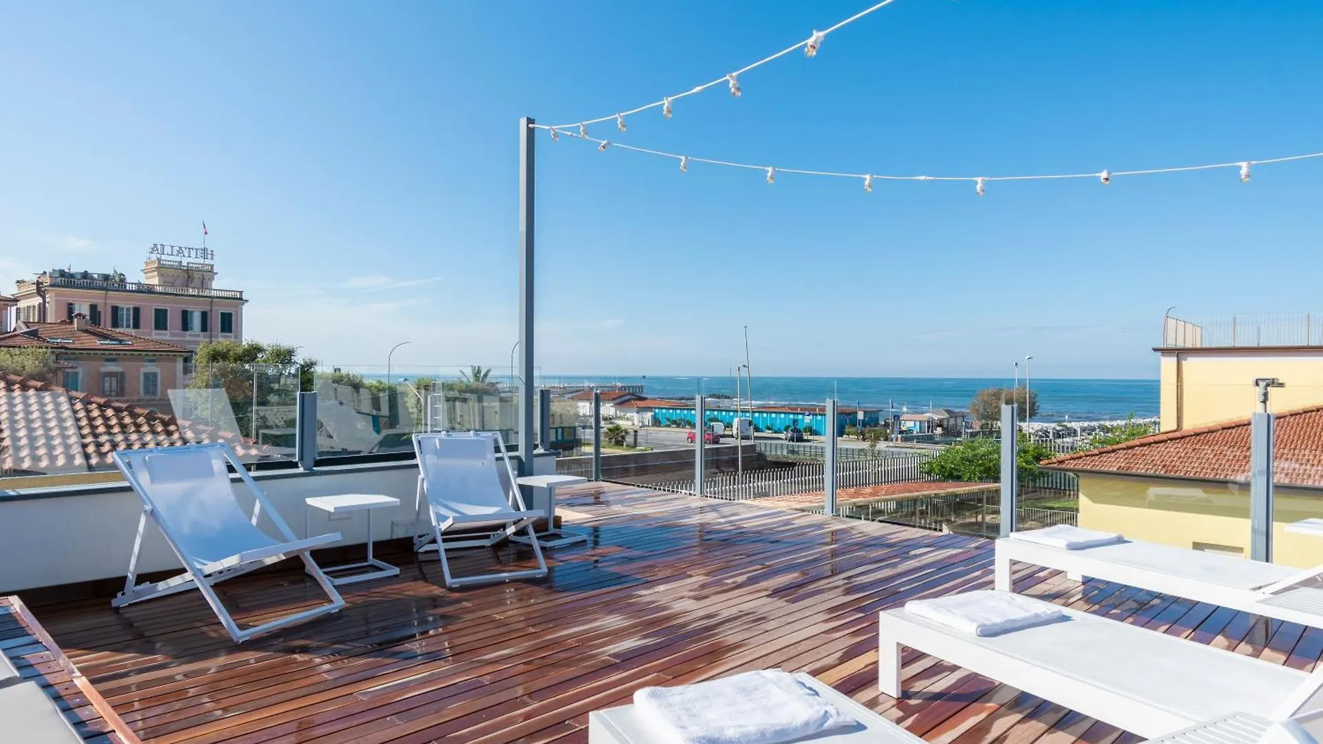 Residence Stella Marina di Massa 0*,